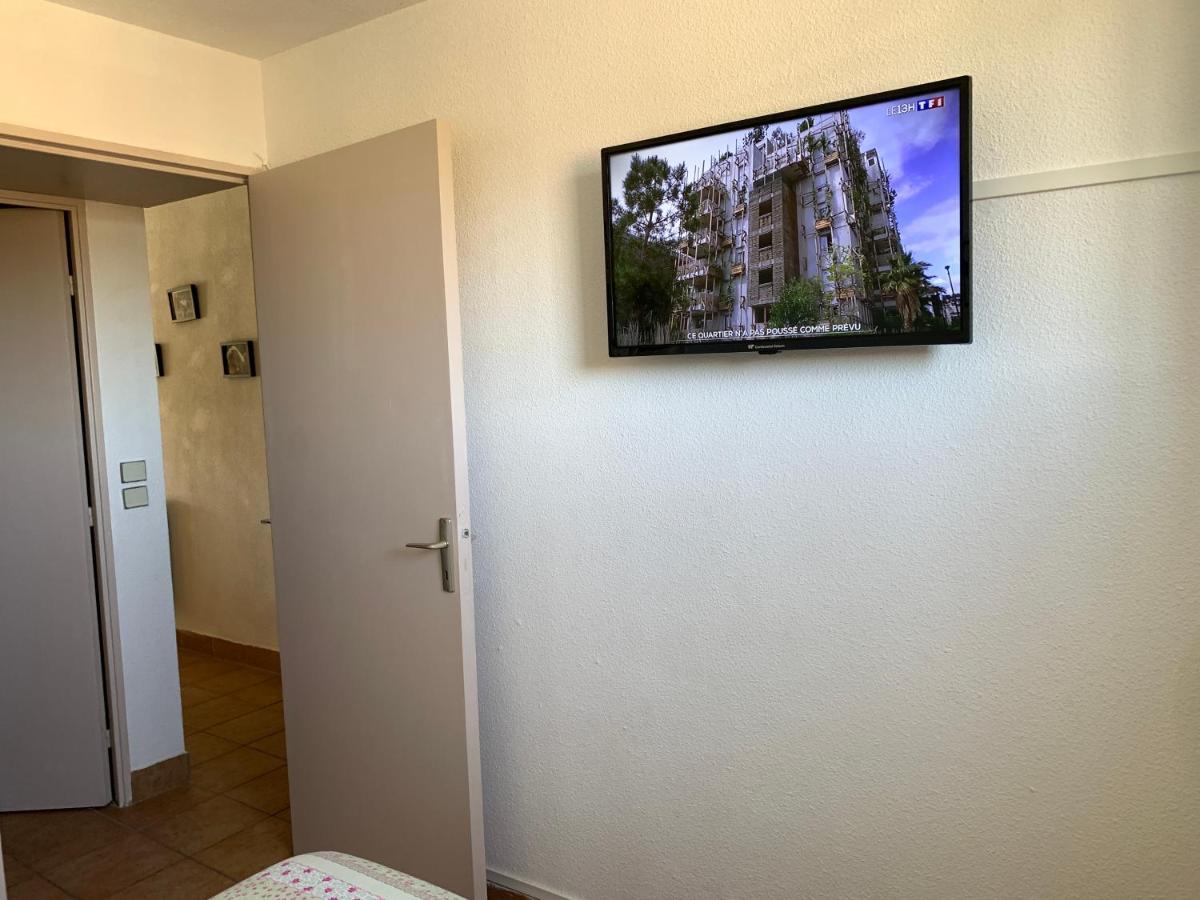 Appartement rue de l'amarrage à PORT GRIMAUD avec Terrasse vue canaux et garage Exterior foto