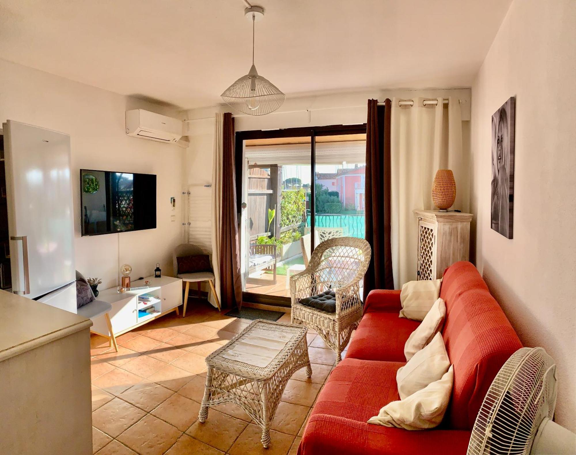 Appartement rue de l'amarrage à PORT GRIMAUD avec Terrasse vue canaux et garage Exterior foto